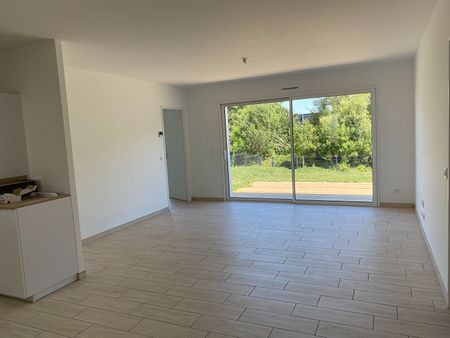 Location maison 5 pièces, 110.75m², Rochefort - Photo 4