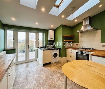 4 bedroom property to rent - Photo 1