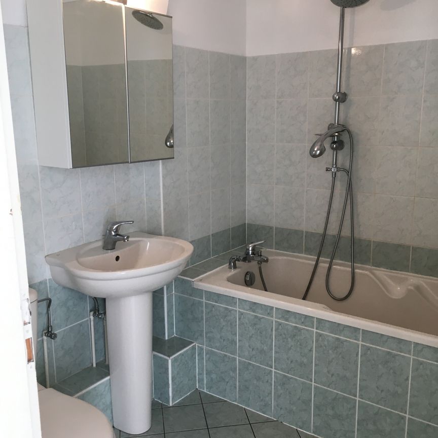 Location Appartement 1 pièce 26m² SARREGUEMINES 57200 - Photo 1