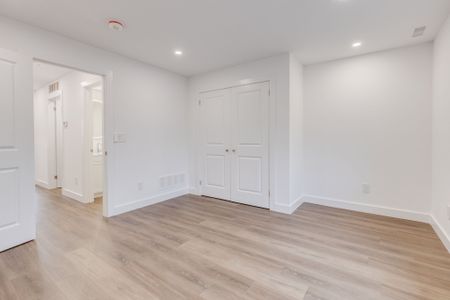 For Lease - 94 Earlscourt Avenue Unit# 2, Toronto, Ontario - Photo 3