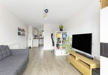 2 Bed Flat, St. Aidens Road, EH16 - Photo 2