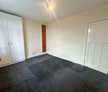 3 Bedroom Terraced House For Rent in Oaklands Road, Royton, Oldham - Photo 4