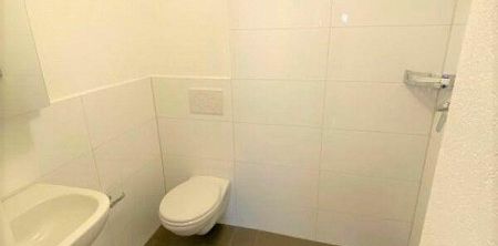 Schöne 2.5Zi-Wohnung zu vermieten - Photo 2