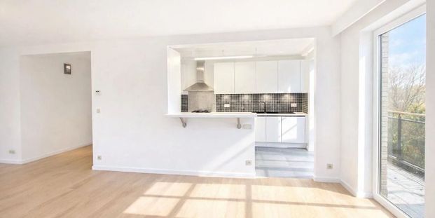 Appartement te huur in Watermaal-Bosvoorde voor € 2.050 met 2 slaapkamers - Photo 1