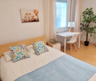 Avenida de Baviera, Madrid, Community of Madrid 28028 - Photo 6