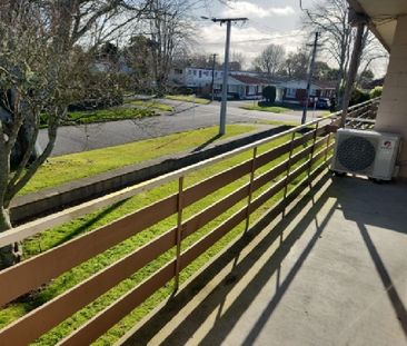 One bedroom unit close to City Centre - Photo 5