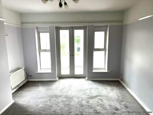 2 bedroom property to rent in Worthing - Photo 1