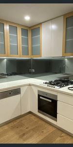 One Bedroom For Lease in Pyrmont - Photo 3