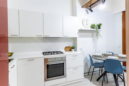 Cozy single room with balcony in the center of Milan - Photo 5