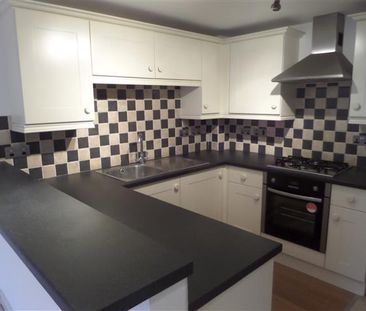 2 bedroom flat to rent - Photo 3