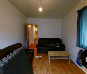 6 bedroom house to rent - Photo 3