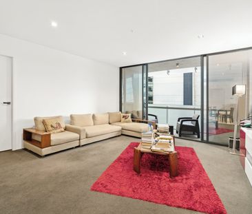 Luxurious and Spacious YVE One Bedroom - Photo 2