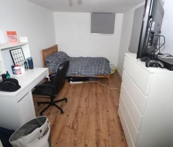 Furness Road, Fallowfield, Manchester, M14 - Photo 3