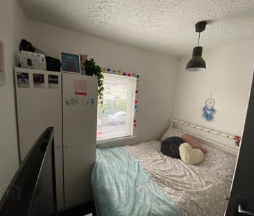 NON HMO, 48 Stranmillis Park, Belfast, BT9 5AU - Photo 5