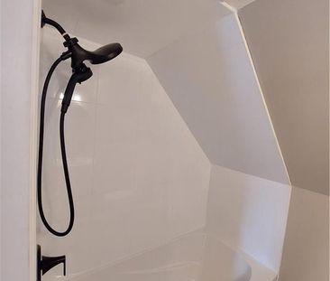 For Lease - 148 Gibson Avenue Unit# LOFT, Hamilton, Ontario - Photo 3