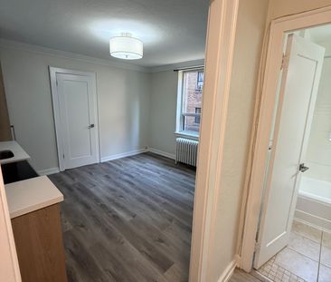 For Lease - 166 Eastbourne Avenue Unit# 12, Toronto, Ontario - Photo 5