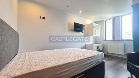 7 bedroom flat share to rent - Photo 4