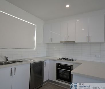 Perfect fit for a small family! - Photo 3