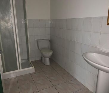 Location Appartement 2 pièces 29m² AUBENAS 07200 - Photo 2