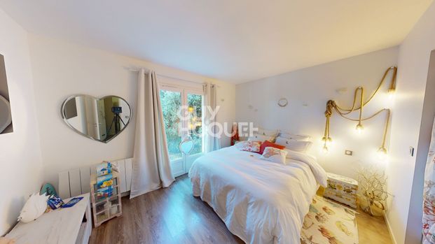 LOCATION d'une maison F6 (157 m²) aux ANGLES - Photo 1