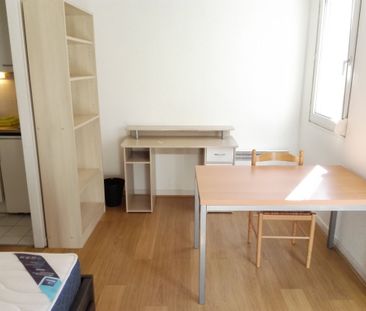 Location Appartement 1 pièce 24m² - Photo 4