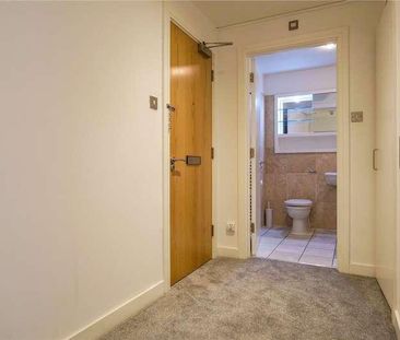 Queens Road, Reading, Berkshire, RG1 - Photo 1