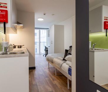 Studio to rent - Photo 4