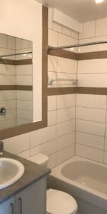 JUIN, 2 1/2, SECTEUR DE CHOIX - Photo 3