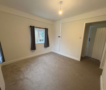 2 bedroom detached house to rent - Photo 5