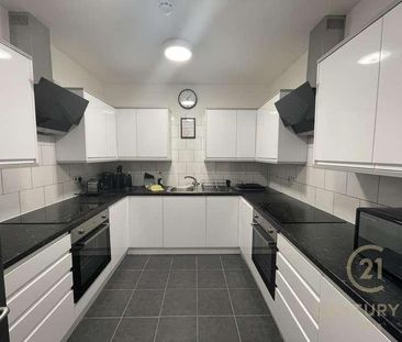 Heston Avenue, TW5 - Photo 5