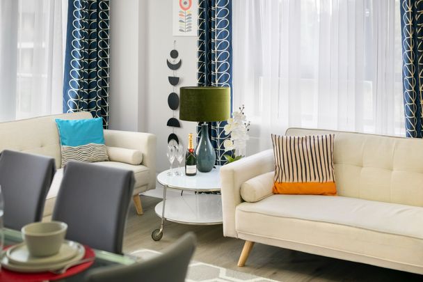 3 Bed Flat, Palmerston Road, W3 - Photo 1