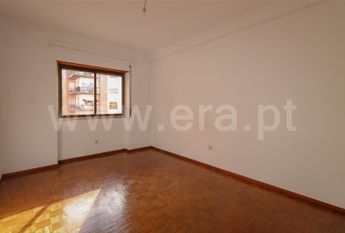 Apartment T3 / Torres Vedras, Santa Maria, São Pedro e Matacães