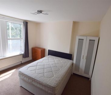 1 bedroom house to rent - Photo 2