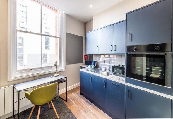 Studio to rent - Photo 1