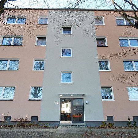 Schöne Familienwohnung mit Balkon -WBS erforderlich- - Foto 3