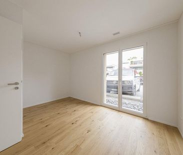 Moderne Wohnung im Erdgeschoss am Dorfplatz - Photo 1