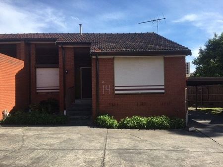 Modern Living in Thomastown - Photo 4