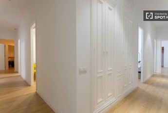 valencia, Valencian Community 46007