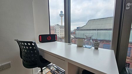 £750 PM · Apartment 63, 1 David Lewis Street, Liverpool, Merseyside - Photo 4