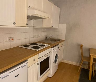 1 Bed Flat, Mansfield Rd, NG5 - Photo 2