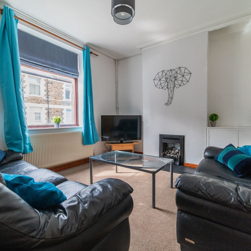 Thesiger Street, Cathays - Photo 1