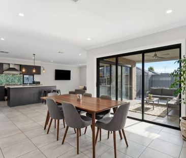 Spacious & Modern Two-Storey Living in the Heart of Jordan Springs - Photo 5