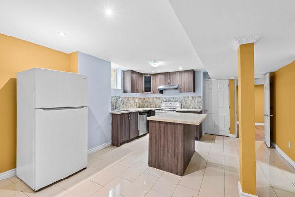 For Lease - 1005 Sandcliff Drive Unit# Bsmt, Oshawa, Ontario - Photo 1