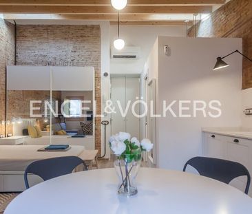 Ático de alquiler en El Raval - Photo 3