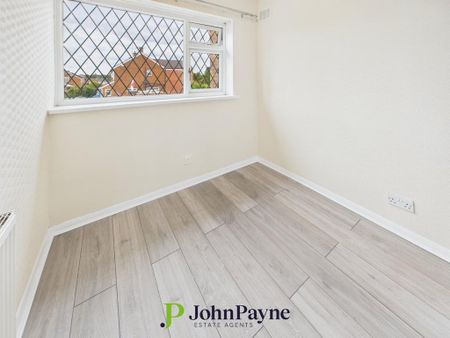 4 bedroom semi-detached house to rent - Photo 5