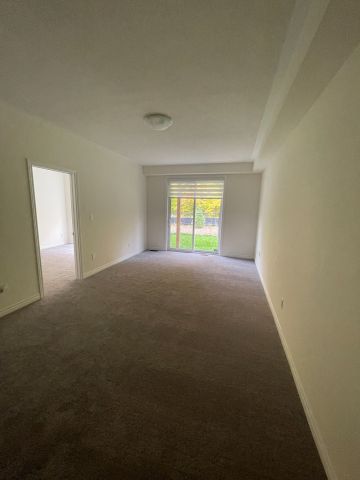 For Lease - 22 La Tache Crescent, Markham, Ontario - Photo 2