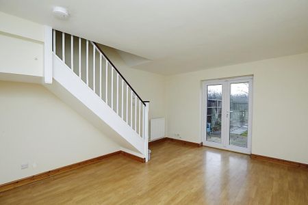 2 bedroom semi-detached house to rent - Photo 2