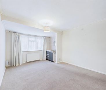 3 bedroom bungalow to rent - Photo 4