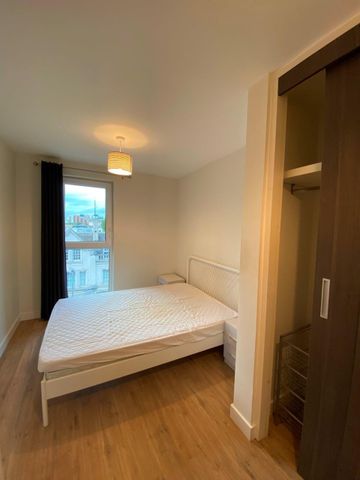 2 Bed Flat, Blackheath Road, SE10 - Photo 5