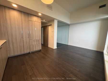 95 Mcmahon Drive E #518 - Photo 3